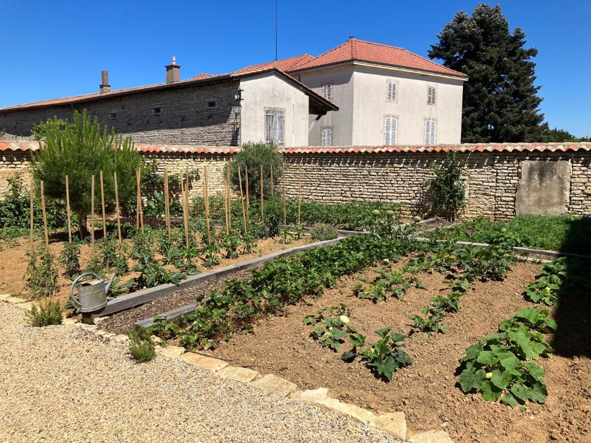 Le Clos De Quintaine Gites De Charme Clessé Екстериор снимка